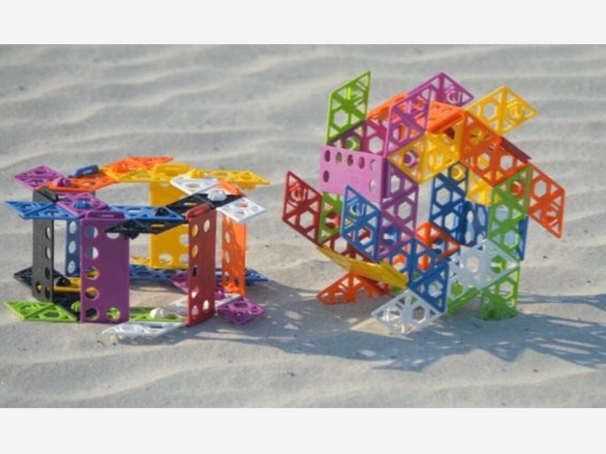 Discovering Qubits: The Innovative Building Set Sparking