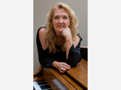Live Music from Jeanne Phillips Trio at Whisperz Speakeasy