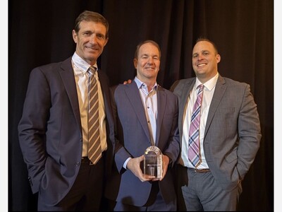 Lebanon's Dunkin' Franchisee Owners Named Franchisee of the Year