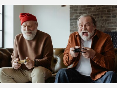 Seniors Helping Seniors® Warren Clermont Celebrates National Senior Citizens Day 