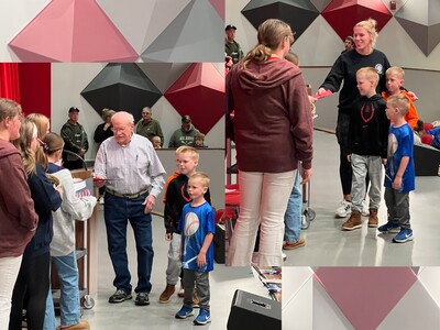 76 Veterans Honored At Carlisle Elementary School