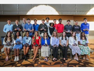 Middletown Students Awarded Flying Pig Marathon Award 