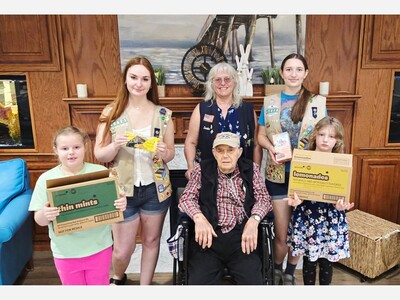 Blanchester Girl Scouts Thank Veterans Through Girl Scout Cookies