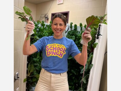 Lebanon City Schools Receives Fork Farms Hydroponic Growing System