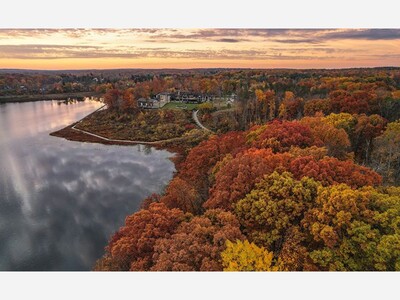 Fall Color Off to a Slow Start as Temperatures Begin to Cool