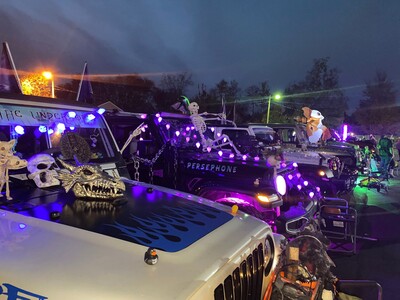 Jeep Lifestyle group brings over 30 Jeeps to board of disabilities' Trunk-or-Treat