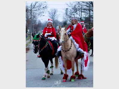 South Lebanon Horse Parade and Light up Main.  